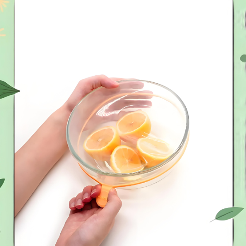 Highly transparent PVC cling film